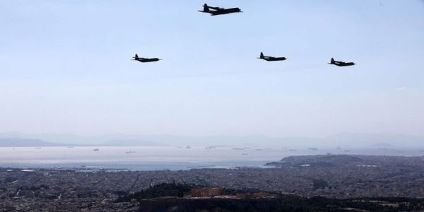Αμυντικό υλικό με δύο C-130 αποστέλλει η Ελλάδα στην Ουκρανία - Ειδήσεις Pancreta