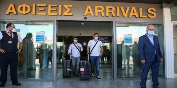 Αρνητικά τα πρώτα τεστ σε τουρίστες στο αεροδρόμιο Ηρακλείου - Ειδήσεις Pancreta