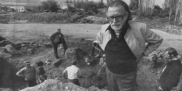 Μανόλης Ανδρόνικος -  Ένας από τους σπουδαιότερους Έλληνες αρχαιολόγους - Ειδήσεις Pancreta