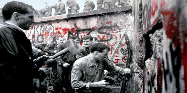 Όταν η ροκ και η πανκ νίκησαν τη Στάζι και πέρασαν το Τείχος - Ειδήσεις Pancreta