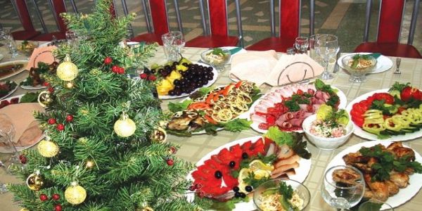 Α-φθονία: Το πλουσιοπάροχο πρωτοχρονιάτικο τραπέζι - Ειδήσεις Pancreta