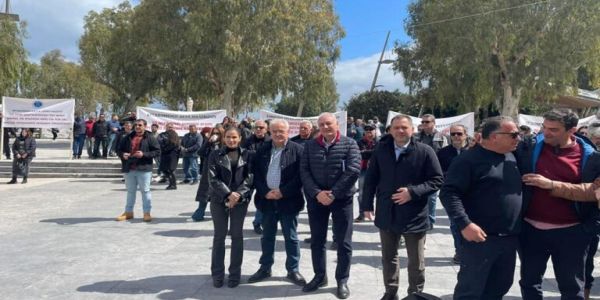 Ηράκλειο: Συγκέντρωση διαμαρτυρίας από τους εργαζόμενους στις ΔΕΥΑ - Ειδήσεις Pancreta