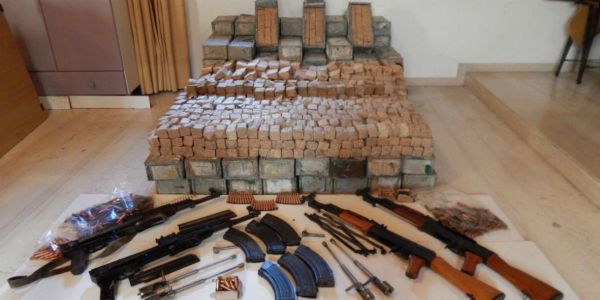 Κρήτη: Κύκλωμα διακινούσε ποσότητα - «μαμούθ» όπλων από την Αλβανία (Βίντεο) - Ειδήσεις Pancreta