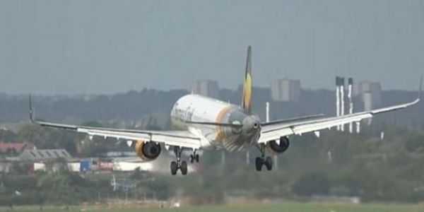 Καρέ-καρέ προσγείωση θρίλερ αεροσκάφους στο Μπέρμινχαμ! (βίντεο) - Ειδήσεις Pancreta