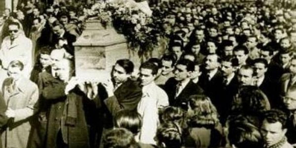 «Ηχήστε οι Σάλπιγγες»: Η Κηδεία του Κωστή Παλαμά - Ειδήσεις Pancreta