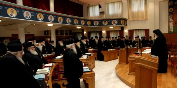«Όχι» της Ιεράς Συνόδου για τις αλλαγές στη μισθοδοσία των κληρικών - Ειδήσεις Pancreta