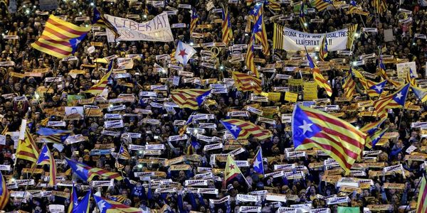 Στους δρόμους οι Καταλανοί για την αποφυλάκιση των αυτονομιστών ηγετών - Ειδήσεις Pancreta