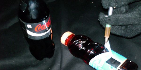 Coca-Cola, Nestlé και Unilever αποσύρουν τρόφιμα από τα ράφια έπειτα από απειλή για δηλητηρίαση - Ειδήσεις Pancreta