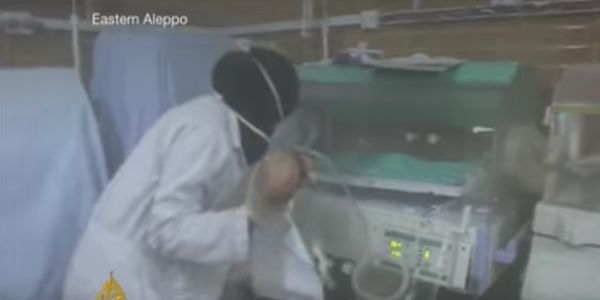 Χαλέπι: Έβγαλαν τα νεογνά από τις θερμοκοιτίδες για να τα σώσουν (video) - Ειδήσεις Pancreta