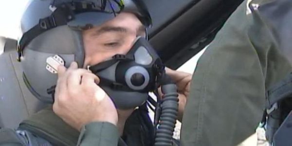 Πέταξε με F16 ο Αλέξης Τσίπρας (φωτο - βίντεο) - Ειδήσεις Pancreta