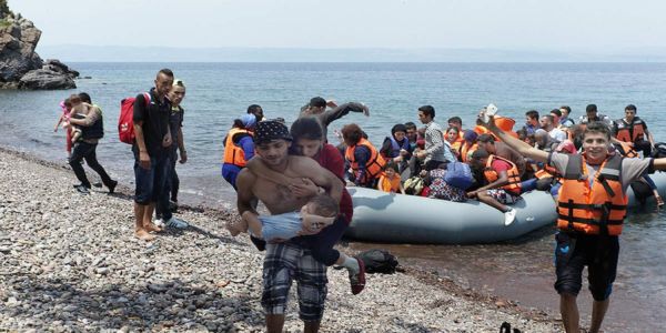Αντιπαράθεση ΣΥΡΙΖΑ - Κυβέρνησης για το προσφυγικό - Ειδήσεις Pancreta