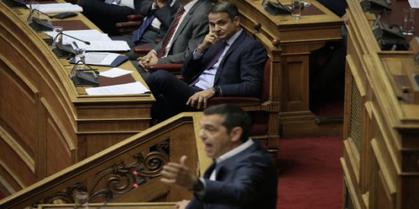 «Πόλεμος» κυβέρνησης - ΣΥΡΙΖΑ για τις νέες ταυτότητες – Τι απαντά ο Χρυσοχοΐδης - Ειδήσεις Pancreta