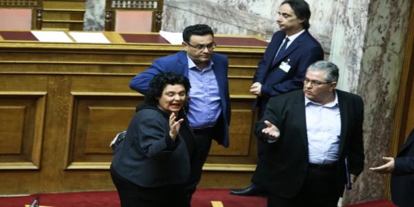 Αποχώρηση ΚΚΕ από την προανακριτική με αίτημα για κατάργηση «της κουκούλας και της ανωνυμίας» - Ειδήσεις Pancreta