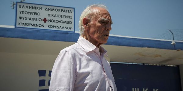 Ελεύθερος με χρηματική εγγύηση ο Άκης Τσοχατζόπουλος για τη μίζα των 773.989,20 ελβετικών φράγκων - Ειδήσεις Pancreta