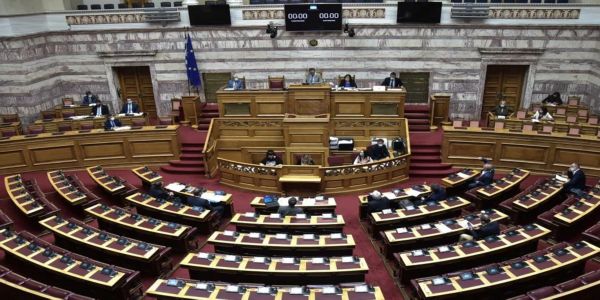 Βουλή: Ψηφίστηκε το νομοσχέδιο για τη φαρμακευτική κάνναβη - Ειδήσεις Pancreta