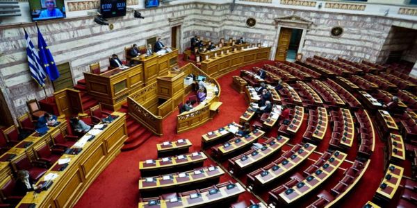Υπερψηφίστηκε το νομοσχέδιο του υπουργείου Παιδείας για τα πανεπιστήμια - Ειδήσεις Pancreta