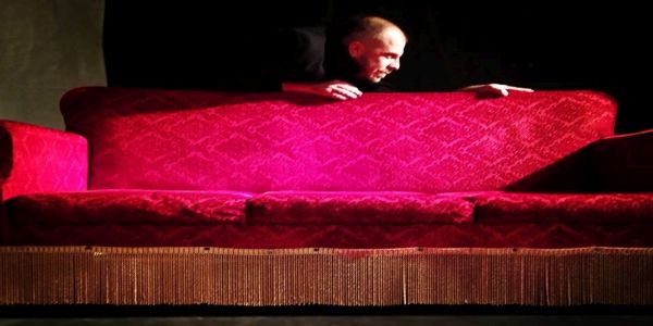 «Φίδι στον κόρφο» της Βασιλικής Πέτσα για 3 παραστάσεις στο Θέατρο ΚΑΤΩ - Ειδήσεις Pancreta