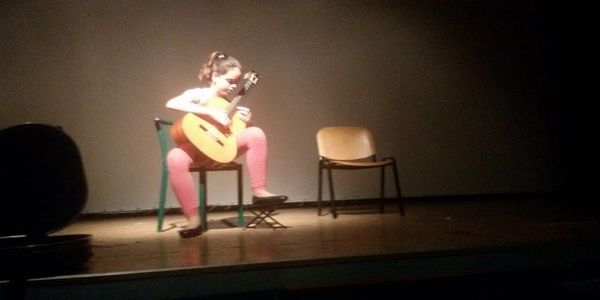 Μια 11χρονη από την Κρήτη πήρε το πρώτο βραβείο στο Πανελλήνιο Φεστιβάλ Κιθάρας! - Ειδήσεις Pancreta