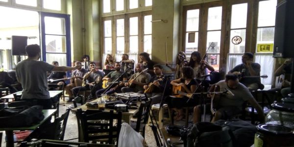 Το Πλουμί της μουσικής και της αυτάρκειας στην Κρήτη - Ειδήσεις Pancreta