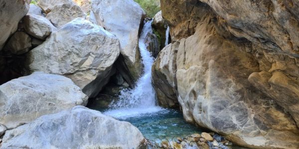 Το πανέμορφο φαράγγι Σαρακίνας στους Μύθους Ιεράπετρας… ένα φυσικό «πάρκο νερού» (βίντεο) - Ειδήσεις Pancreta