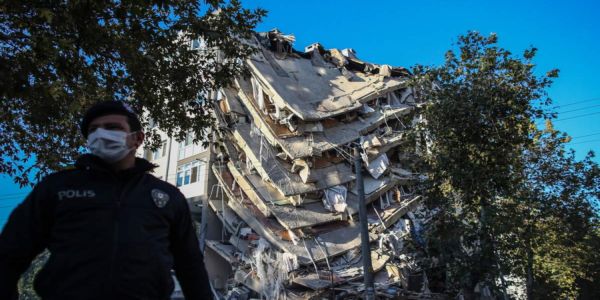 Σμύρνη: 51 νεκροί, 896 τραυματίες από τον σεισμό - Ειδήσεις Pancreta