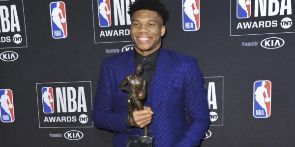 Πολυτιμότερος παίκτης NBA ο Greek Freak - Ειδήσεις Pancreta