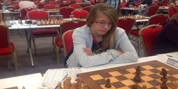 Παγκόσμια πρωταθλήτρια στο σκάκι για τρίτη φορά η Τσολακίδου - Ειδήσεις Pancreta