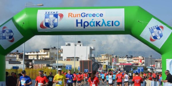 Κοσμοσυρροή για το Run Greece Ηράκλειο - Ειδήσεις Pancreta