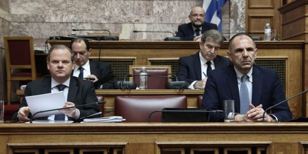 Βουλή: Η συνεδρίαση της Επιτροπής Θεσμών για τους σιδηροδρόμους - Ειδήσεις Pancreta
