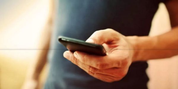 Τέλη κινητής τηλεφωνίας: Η διαδικασία απαλλαγής για νέους ηλικίας 15-29 ετών - Ειδήσεις Pancreta