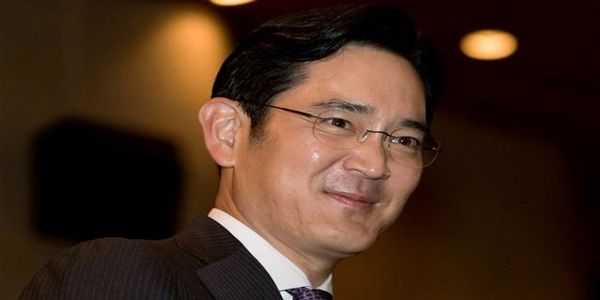 Ένταλμα σύλληψης για τον Πρόεδρο της Samsung - Ειδήσεις Pancreta