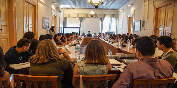 Μαθητές Λασιθίου σε δράση προσομοίωσης συνεδρίασης του Ευρωπαϊκού Κοινοβουλίου - Ειδήσεις Pancreta