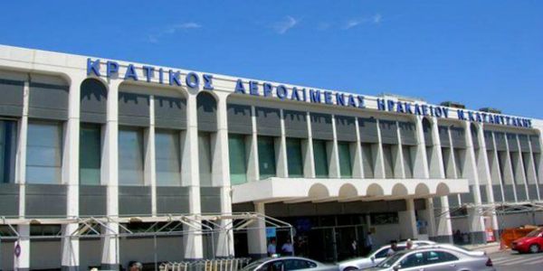 Συνελλήφθη υπάλληλος του αεροδρομίου Ηρακλείου για διακίνηση μεταναστών - Ειδήσεις Pancreta