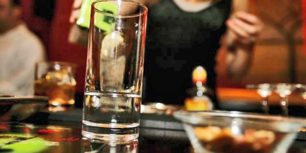 Υπερκατανάλωση αλκοόλ, μία συνήθεια που «τραυματίζει» την Κρήτη - Ειδήσεις Pancreta