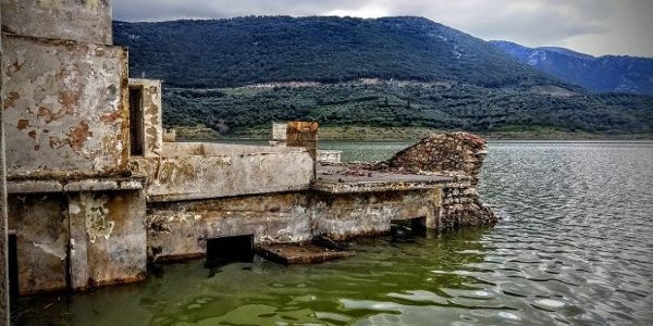 Το "υποβρύχιο" Σφεντύλι!- Τα νερά που κατεβαίνουν από το Οροπέδιο στον Αποσελέμη σκεπάζουν το χωριό (φωτο) - Ειδήσεις Pancreta