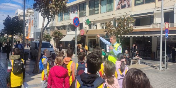 Συνεχίζονται οι δράσεις κυκλοφοριακής αγωγής για μαθήτριες και μαθητές από την Δημοτική Αστυνομία - Ειδήσεις Pancreta