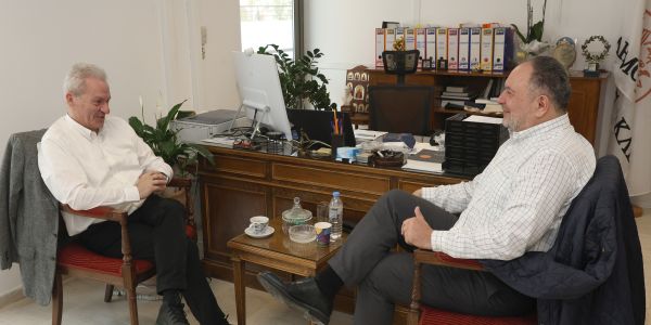 Συνάντηση του Δημάρχου Ηρακλείου με τον Πρόεδρο της ΠΕΔ Κρήτης - Ειδήσεις Pancreta
