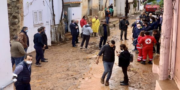 Σε εξέλιξη αυτοψία του κυβερνητικού κλιμακίου για τις καταστροφές παρουσία Περιφερειάρχη Κρήτης και αυτοδιοικητικών - Ειδήσεις Pancreta