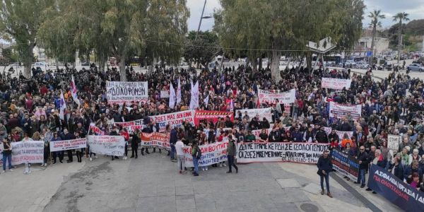 Κρήτη: Δυναμικό παρών των πολιτών στις συγκεντρώσεις για τα Τέμπη - Ειδήσεις Pancreta
