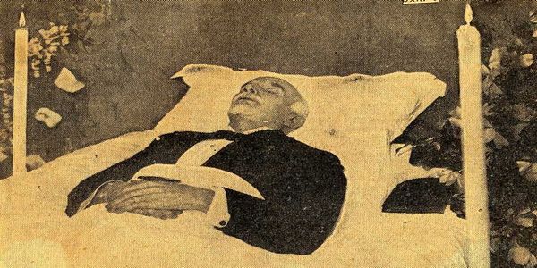 Σαν σήμερα πέθανε ο Ελευθέριος Βενιζέλος - Συγκλονιστικές φωτογραφίες από την κηδεία του στα Χανιά - Ειδήσεις Pancreta