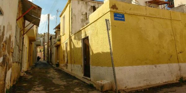 Ηράκλειο: Κρούουν τον κώδωνα του κινδύνου για τα ετοιμόρροπα κτίρια - Ειδήσεις Pancreta
