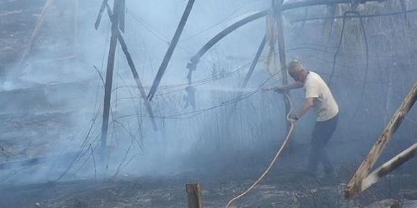 Ιεράπετρα: Τεράστιες οι καταστροφές από τη φωτιά - Ειδήσεις Pancreta