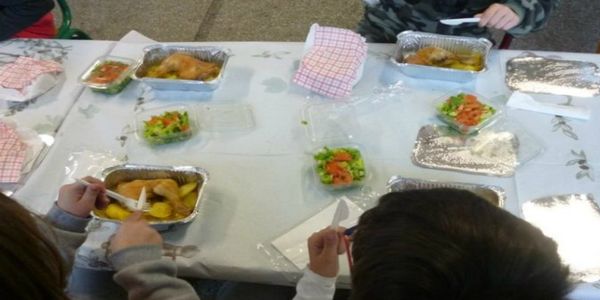 Ηράκλειο: Ξεκίνησε το πιλοτικό πρόγραμμα παροχής γεύματος σε μαθητές - Ειδήσεις Pancreta