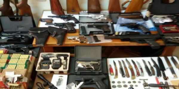 Συλλήψεις για όπλα και ναρκωτικά σε Ηράκλειο και Χανιά - Ειδήσεις Pancreta