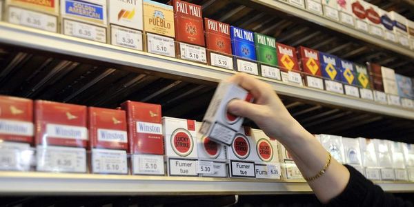Αλλάζει η όψη των πακέτων τσιγάρων – θα κυκλοφορούν με μηνύματα και σκληρές εικόνες (ΦΩΤΟ) - Ειδήσεις Pancreta