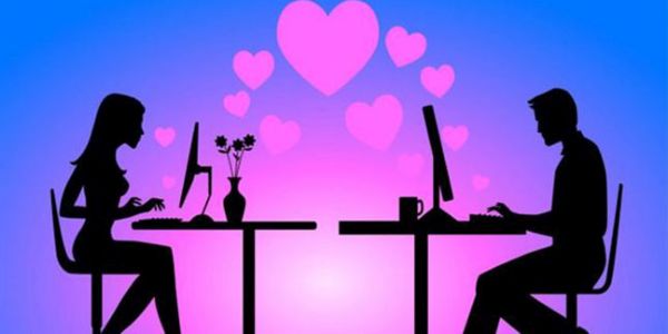Έρωτας ή Εμμονή; Σχέσεις από το Διαδίκτυο - Ειδήσεις Pancreta