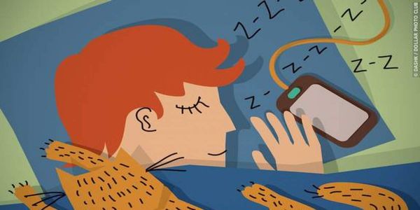 Το smartphone σας μπορεί να ευθύνεται για το διαταραγμένο ύπνο - Ειδήσεις Pancreta
