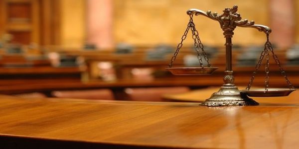 Η διαπλοκή έχει ονοματεπώνυμα. Η Δικαιοσύνη ακούει;