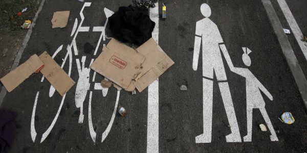 Ευρώπη ξύπνα (επιτέλους) Γράφει η Ζέφη Δημαδάμα