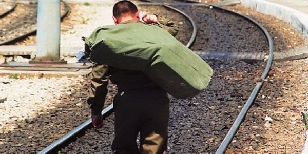 Η Υποχρεωτική Θητεία
